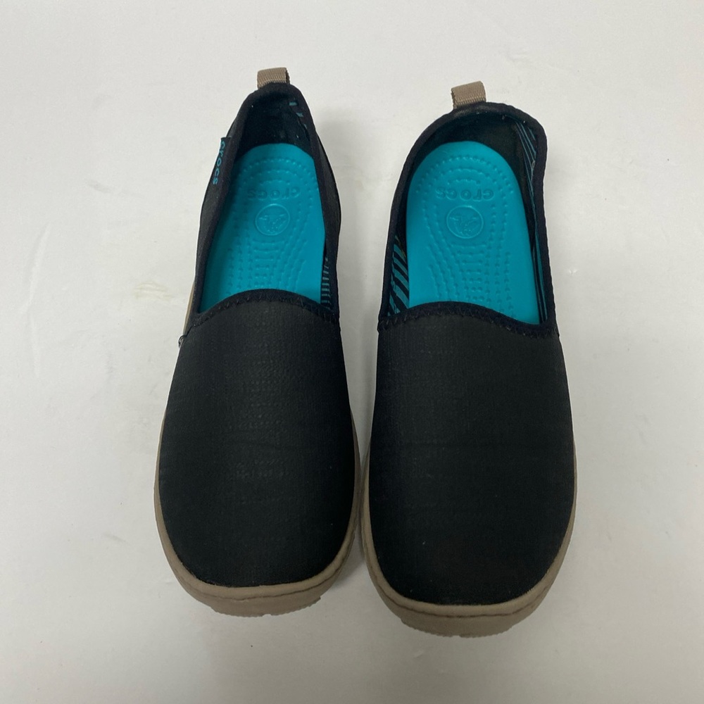 Crocs 15249 Duet Skim Clogs Black Slip on Size 5